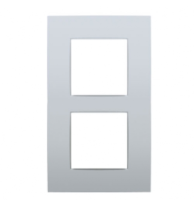 Niko Tweevoudige afdekplaat met 60 mm centerafstand, verticaal Niko Intense sterling - 121-76200