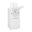 Niko Prise double verticale étanche aux projections d’eau, avec broche de terre, obturateurs de protection et bornes à connexion